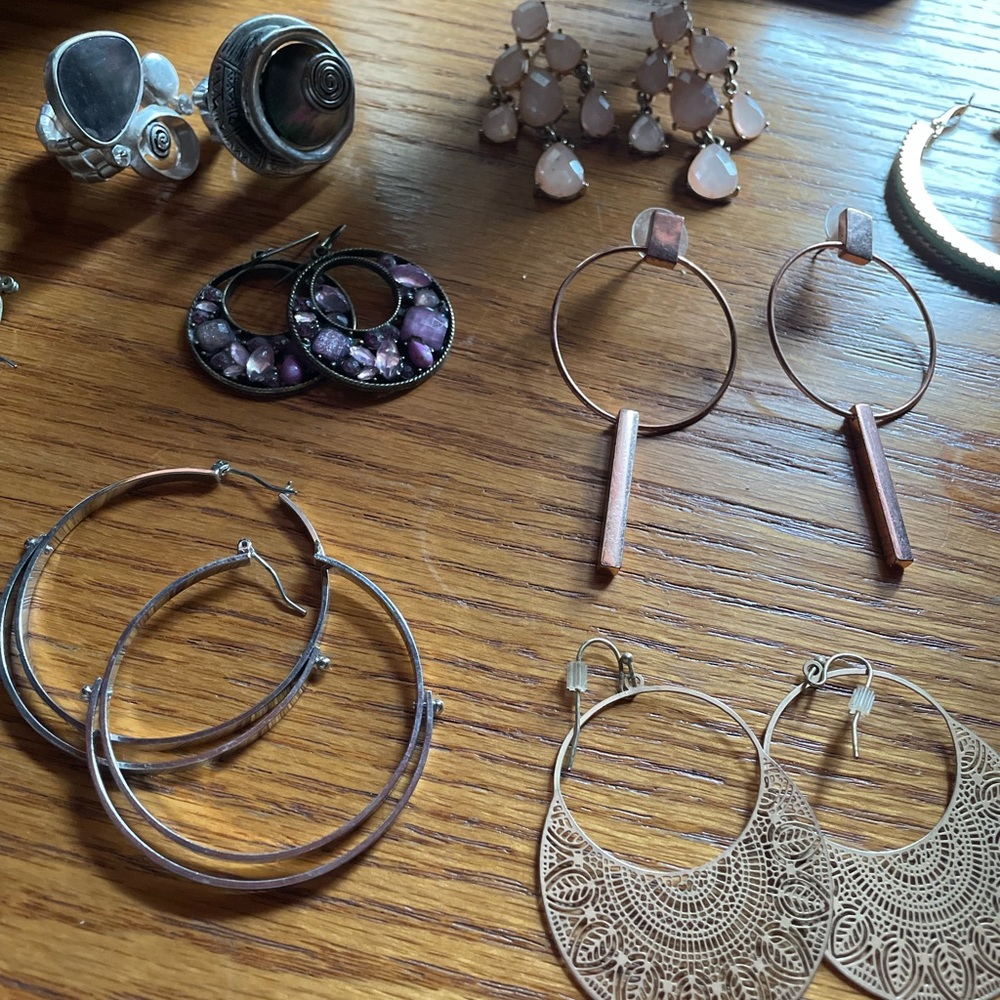 Large Jewelry Bundle!! - Picture 7 of 12
